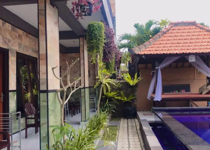 Leo Guest house *