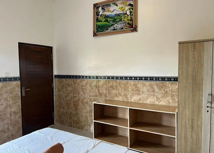 Leo Guest house