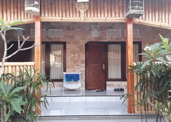 Leo Guest house *